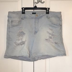 Like new Rue21 plus jean shorts